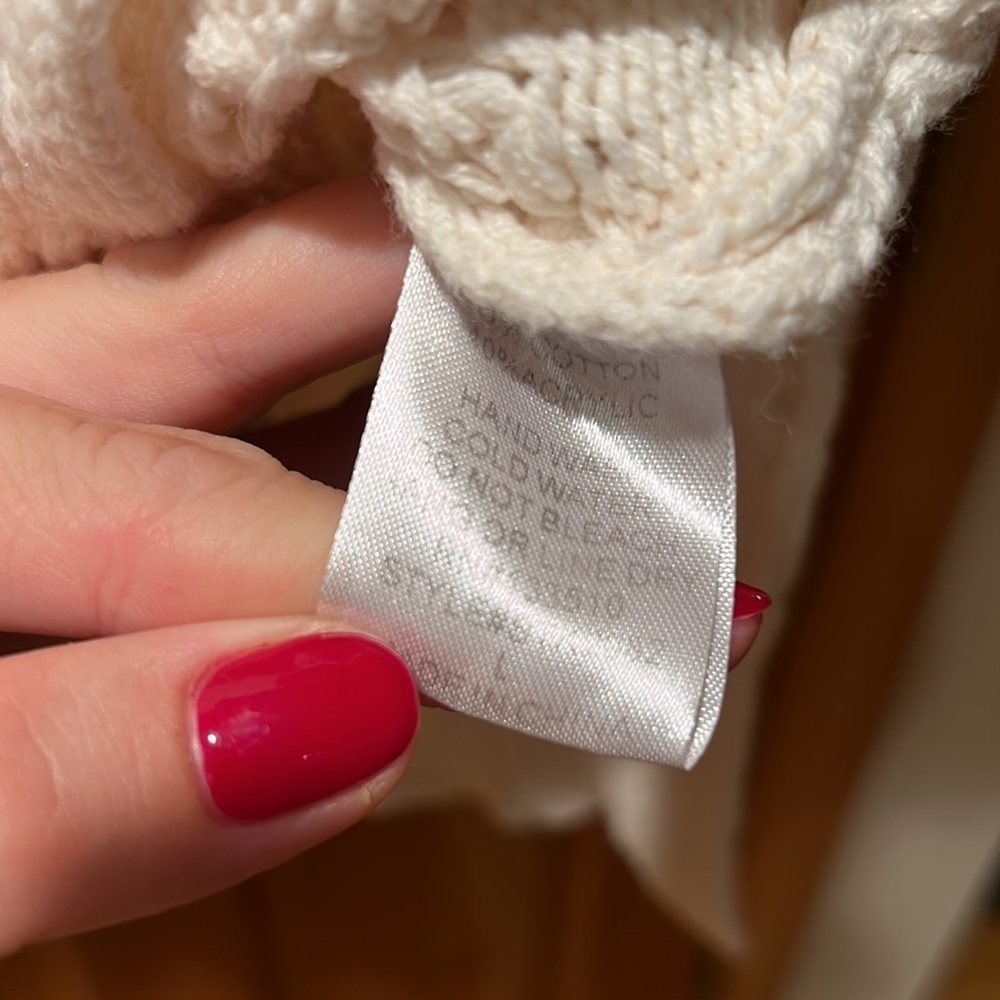 How very loved size large sweater good condition. - Picture 3 of 3